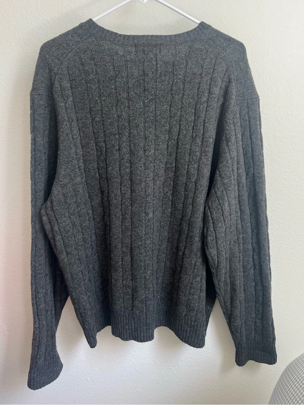 Club Room Men's 100% Lambswool V-Neck Cable Knit Sweater